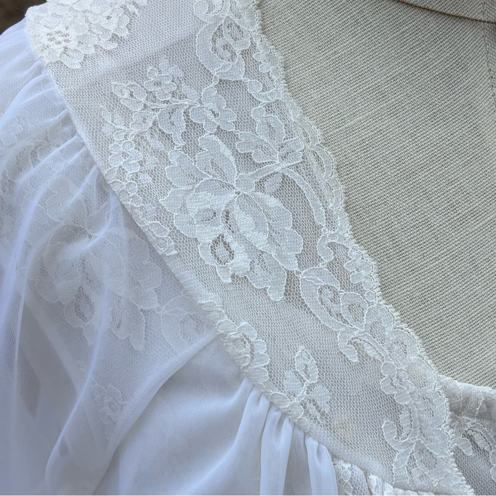 Stunning Vintage Shadowline Peignoir Set! - Picture 6 of 15